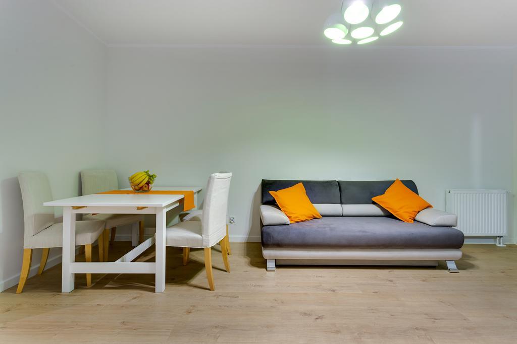 Apartament Penguin 2216 On Dmowskiego Street